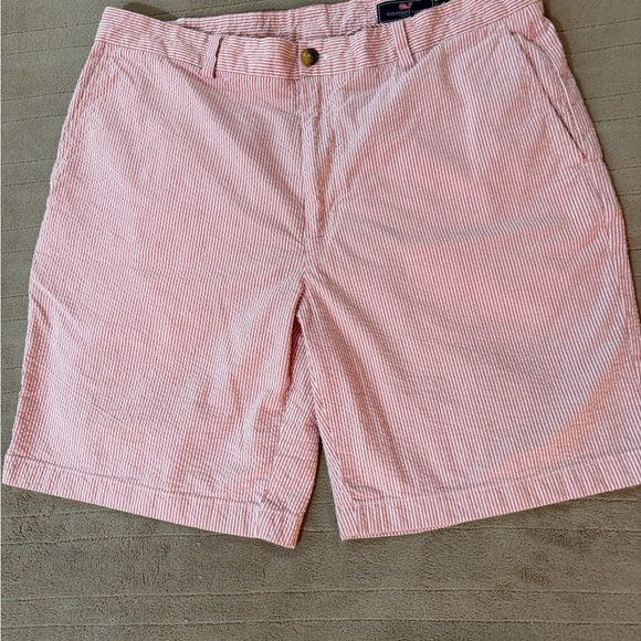 Vineyard Vines Shorts sz 38. Excellent Condition! - Picture 6 of 9